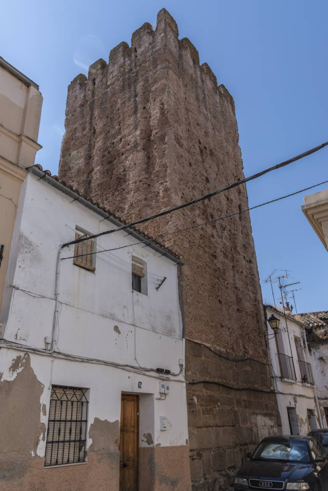 84 - Caceres - ciudad - Torre del Aver